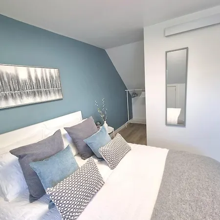 Spacious Town House - Coventry City Centre, Free Parking, Sleeps 6, High-Speed Wifi, En-Suite, Great Location, A45, A46, Jlr, Nec, Airport, Warwick & Stratford Upon Avon - Fernwood Stays - Your Home Away From Home! Extérieur photo
